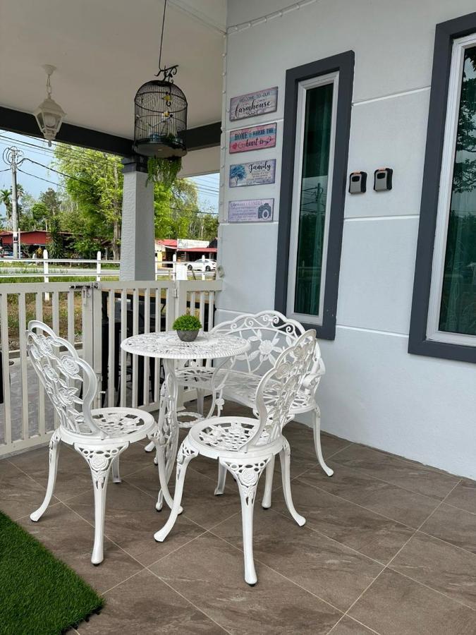D'Lamar Homestay Pendang Екстер'єр фото