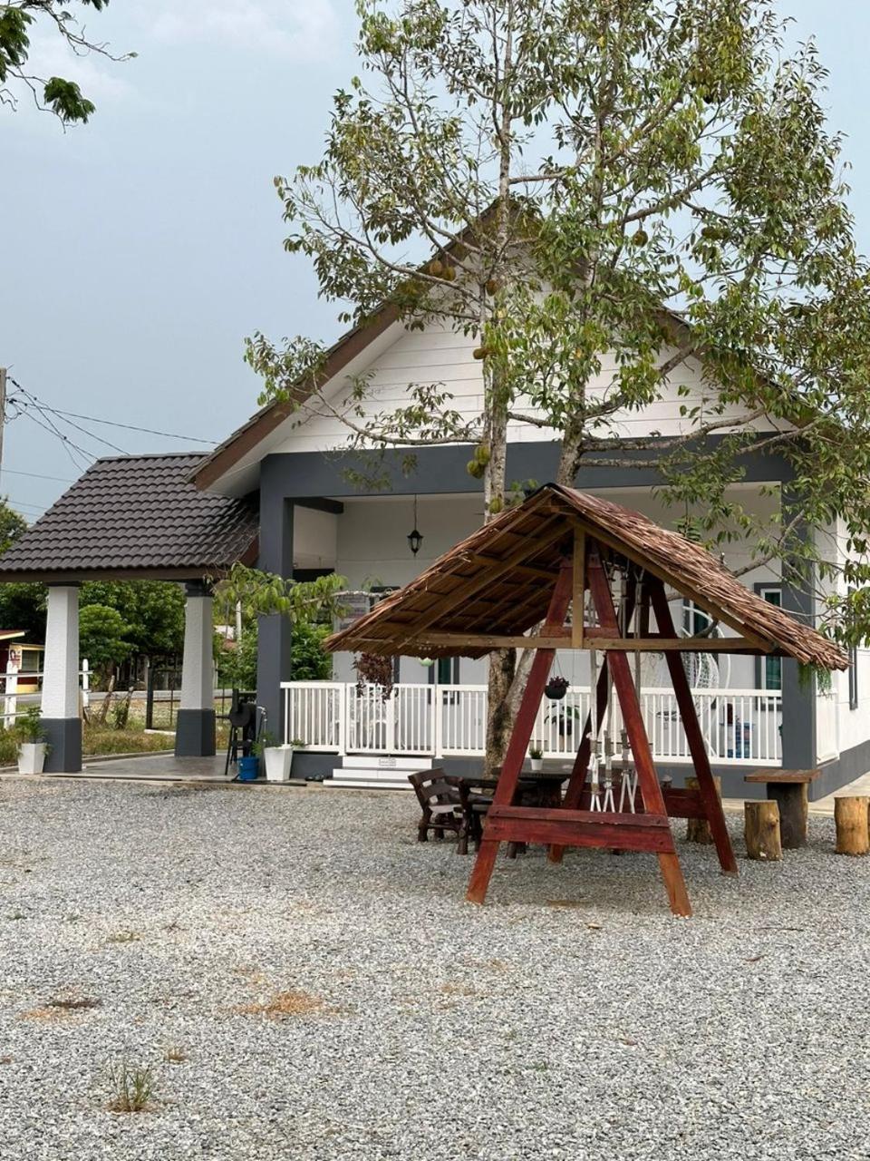 D'Lamar Homestay Pendang Екстер'єр фото